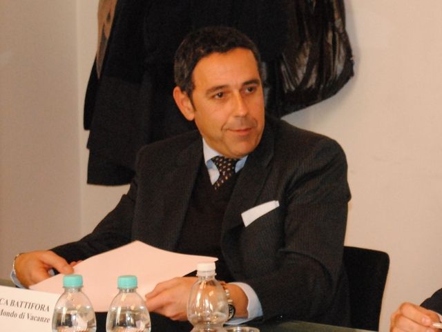 Luca Battifora, Hotelplan Italia