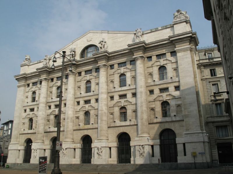 Palazzo Mezzanotte - Piazza Affari